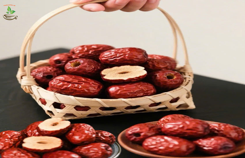 ăn táo đỏ tân cương