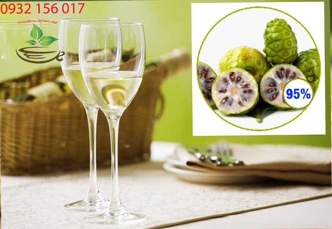 cách ngâm rượu trái nhàu trị bệnh