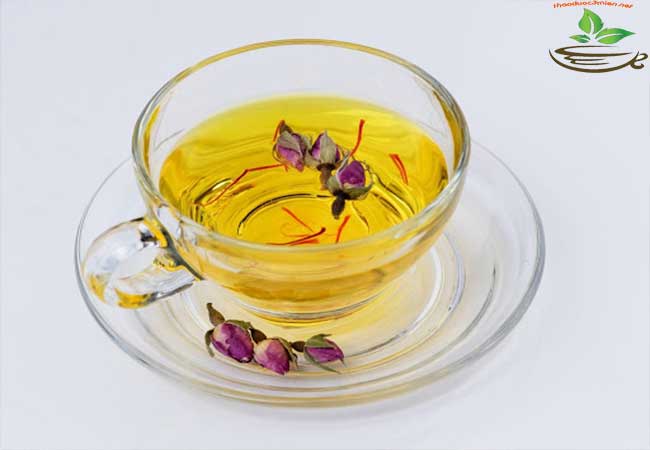 Cách pha nhụy hoa nghệ tây