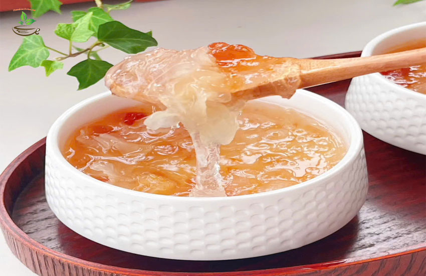 nấu chè tuyết yến