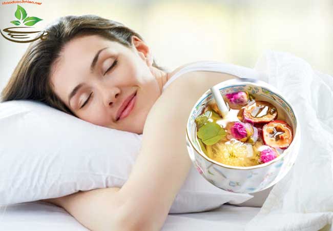 Tác dụng của trà hoa cúc khô