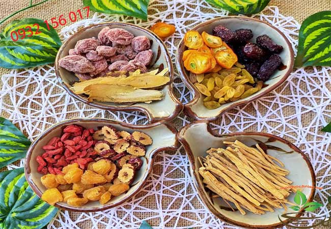 trà táo đỏ hoa khô